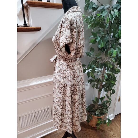 Angle Women's White & Brown Polyester Collared Short Sleeve Knee Length Dress M - Picture 6 of 10